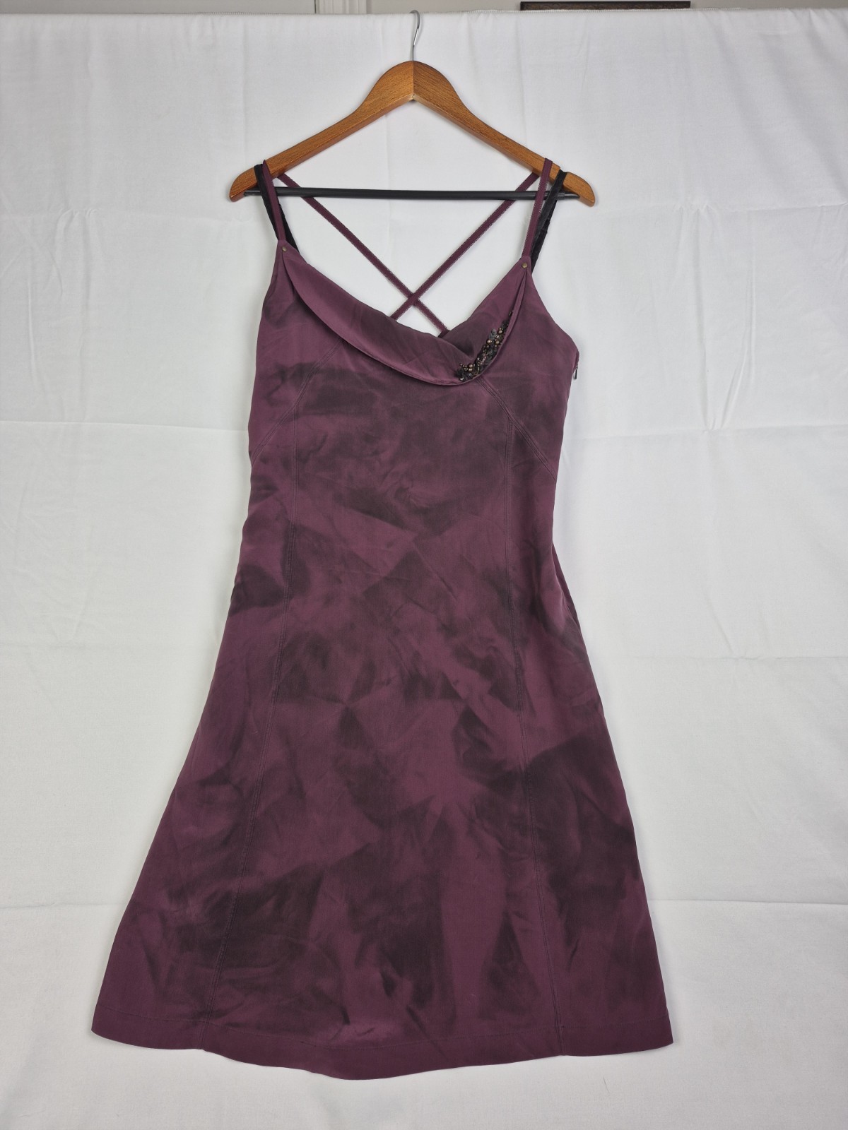 This Diesel cowl neck mini dress stands out with its striking plum/aubergine…
