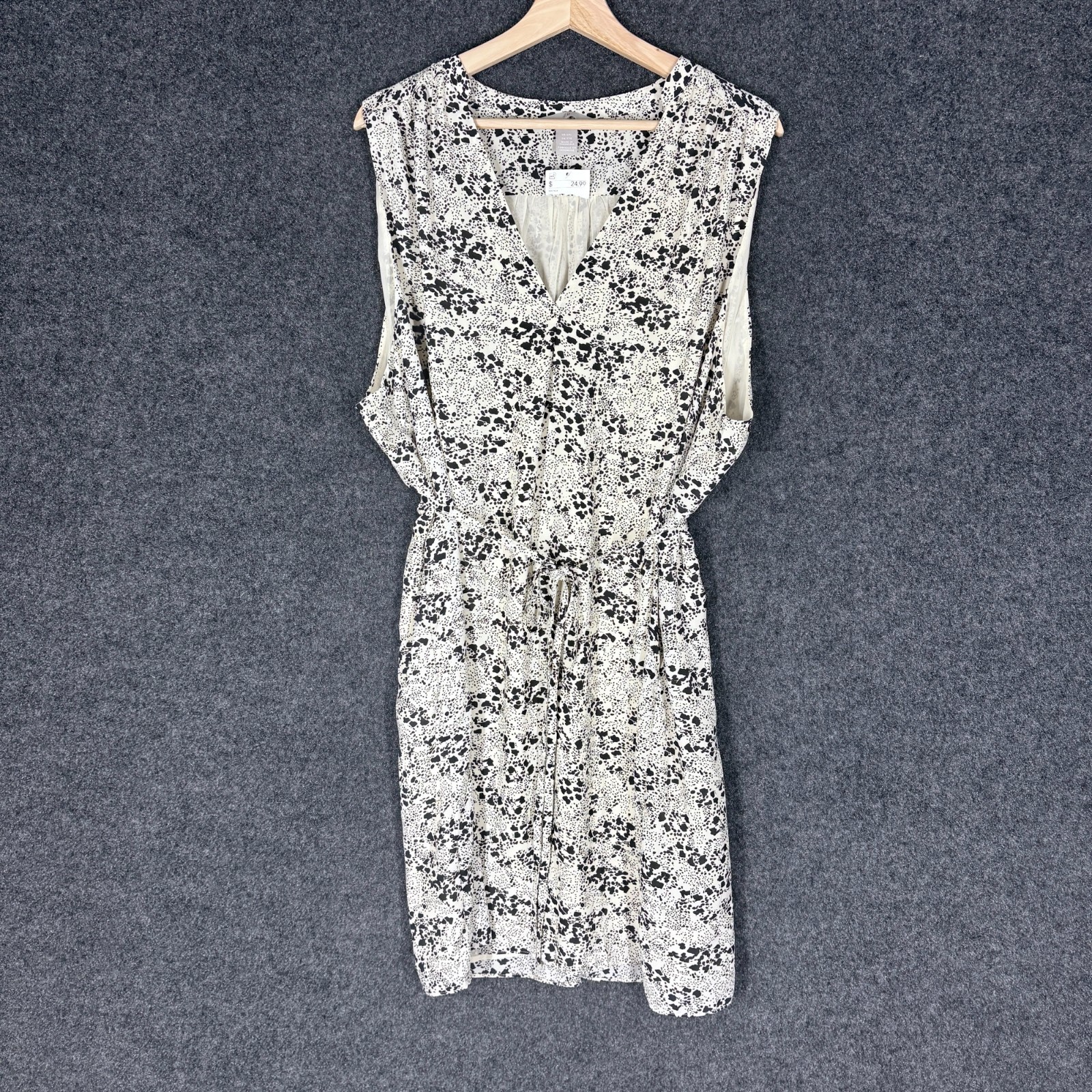 New H&M Dress Women 2XL Gray Geometric Sheath Midi V-Neck Lined Sleeveless