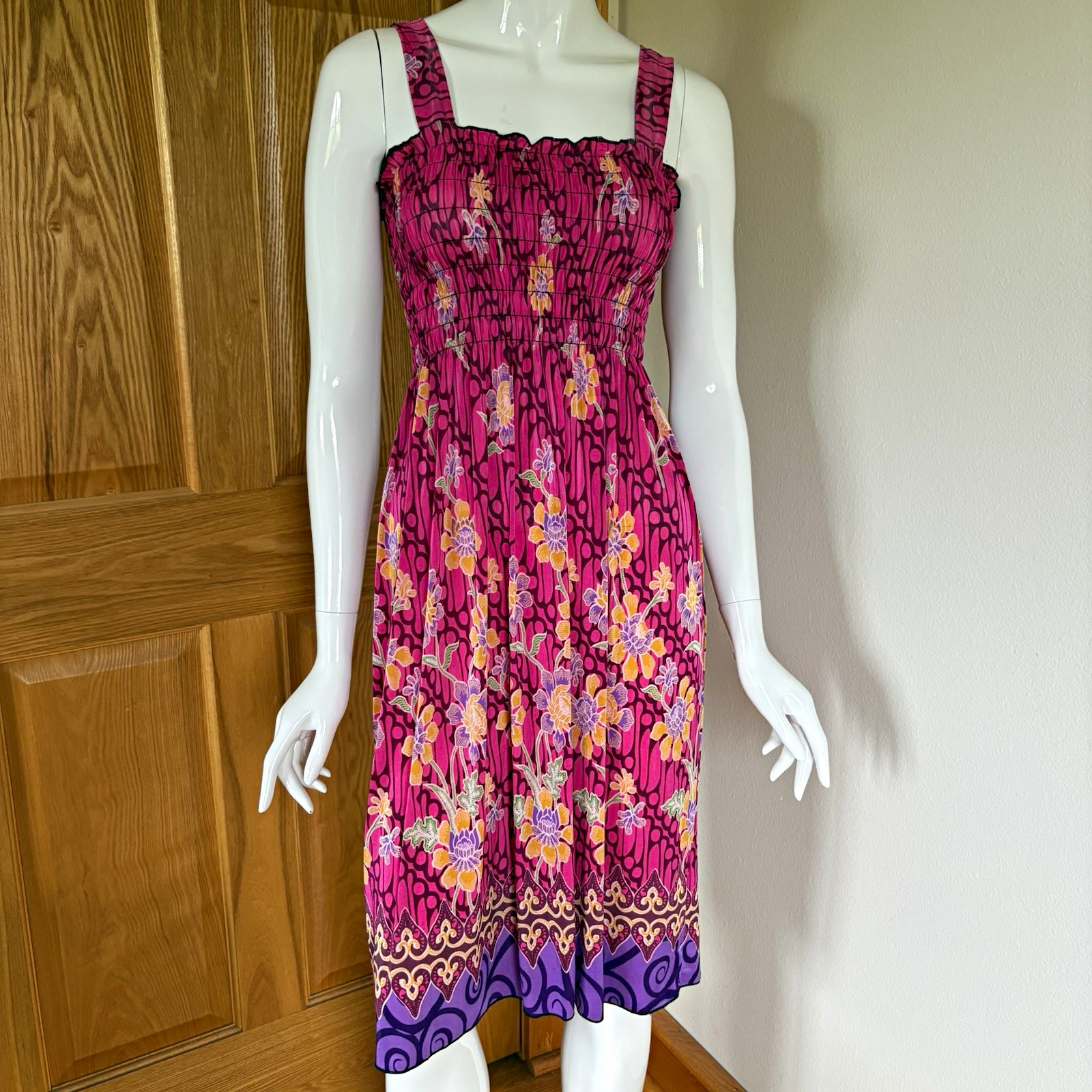Women’s M Pink Purple Floral Smocked Strappy Square Neck Ruffle Sundress Knee