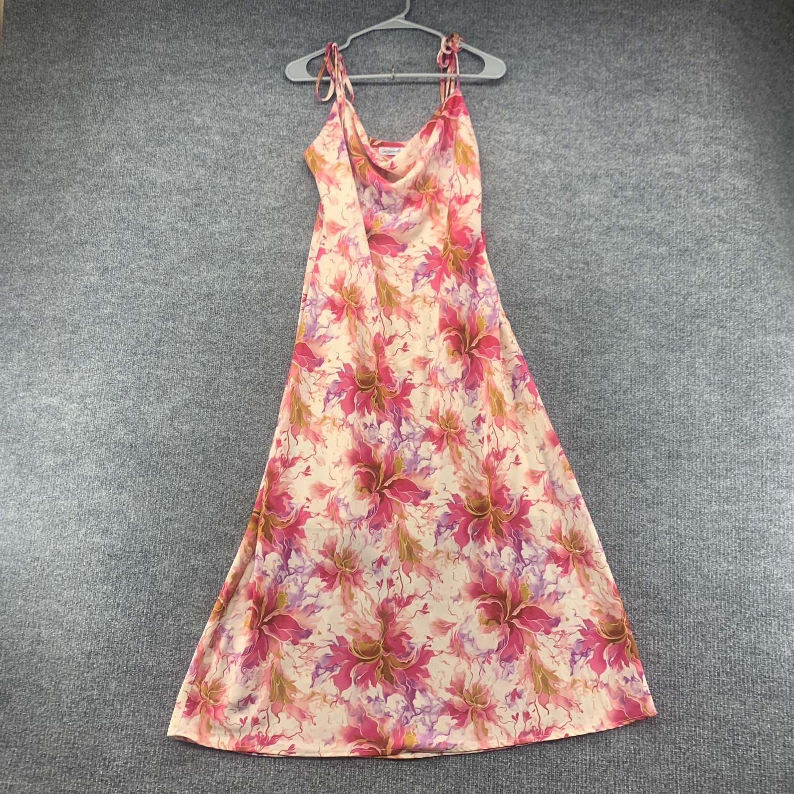 Magnolia Boutique Dress Womens Large L Pink Purple Floral Maxi Lined Tie Strap