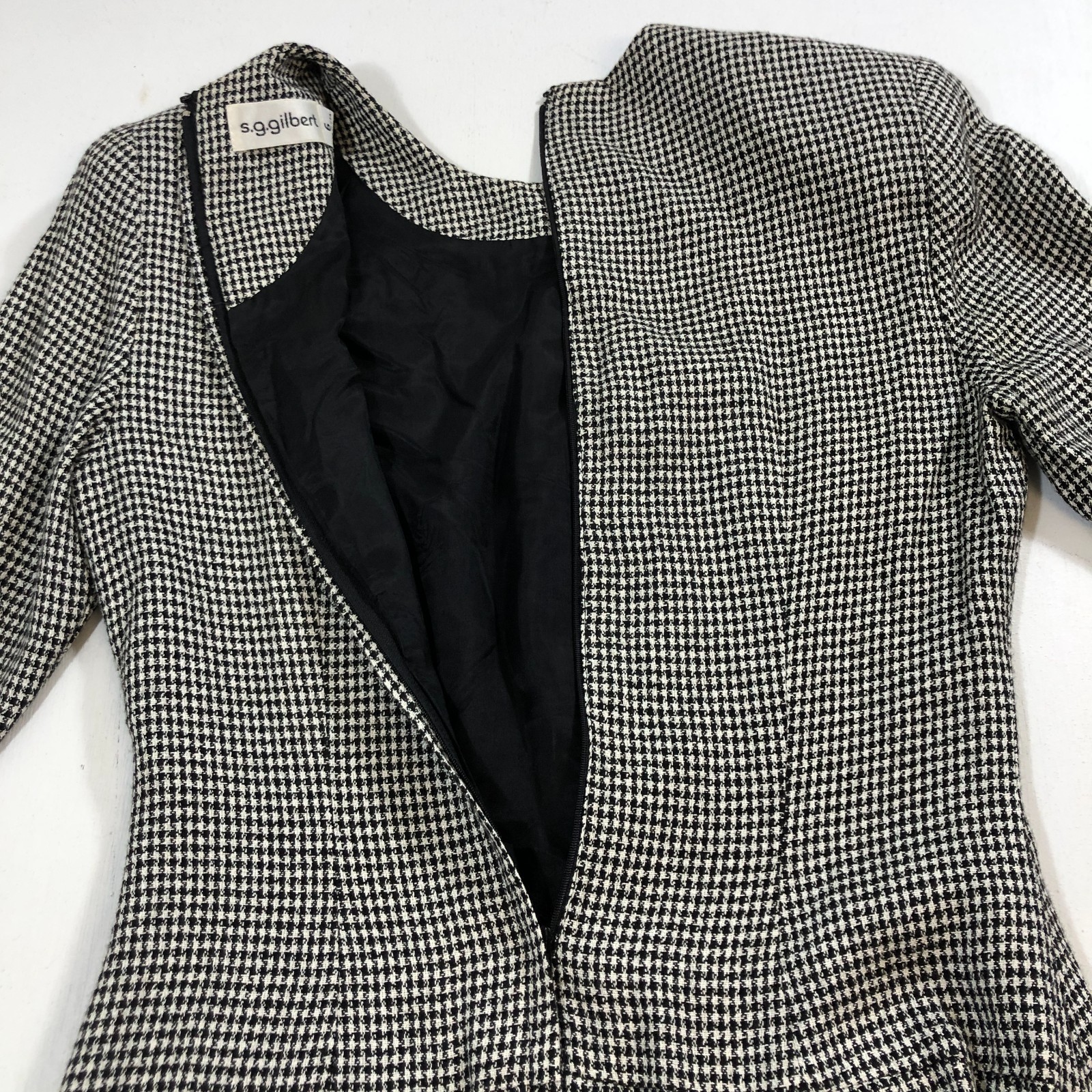 Vintage womens Fit & Flare Houndstooth Riding Dress Size 6 Pleated S.G. Gilbert