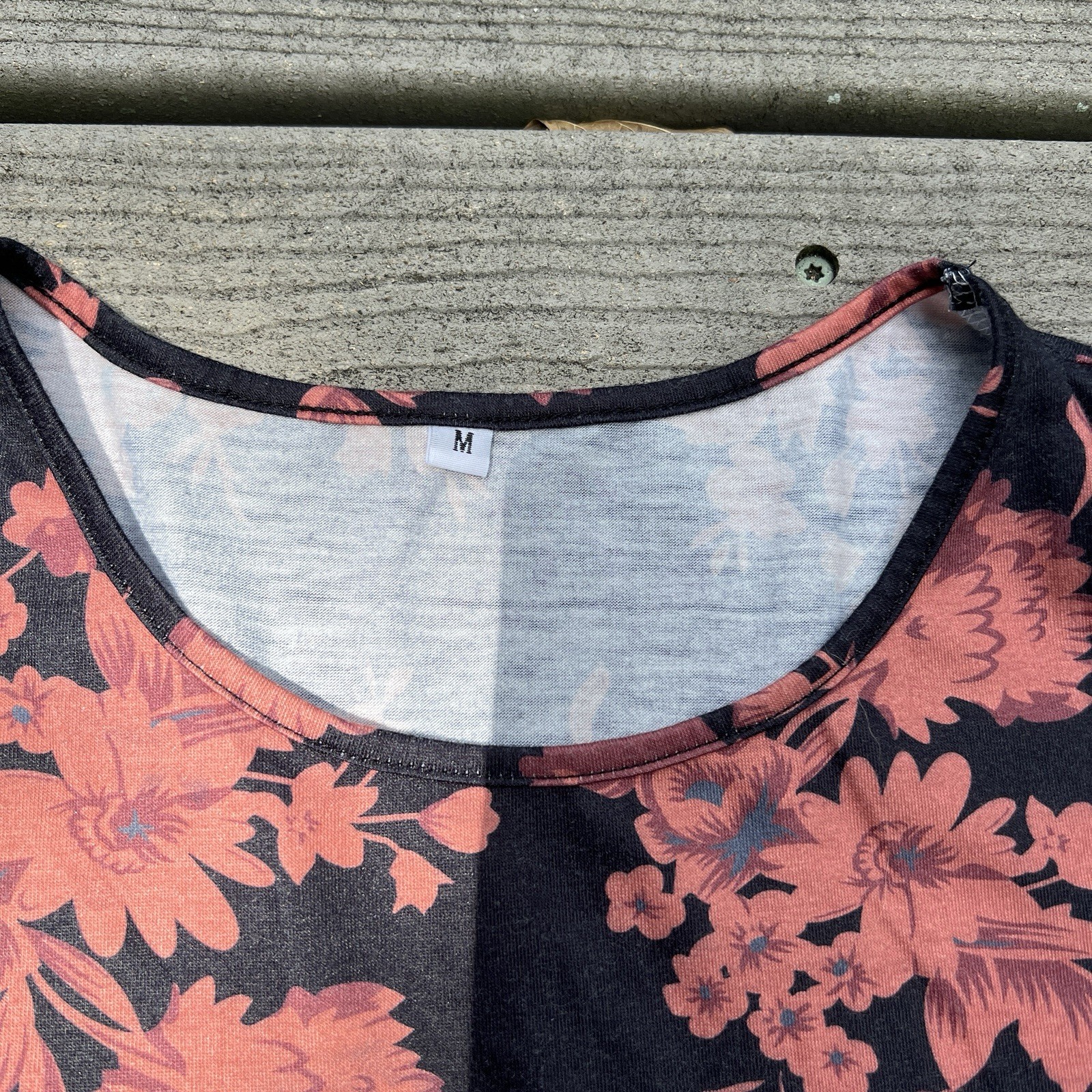 Amazon: Floral Black and Rust Short Sleeve Maxi Dress. Size Medium.