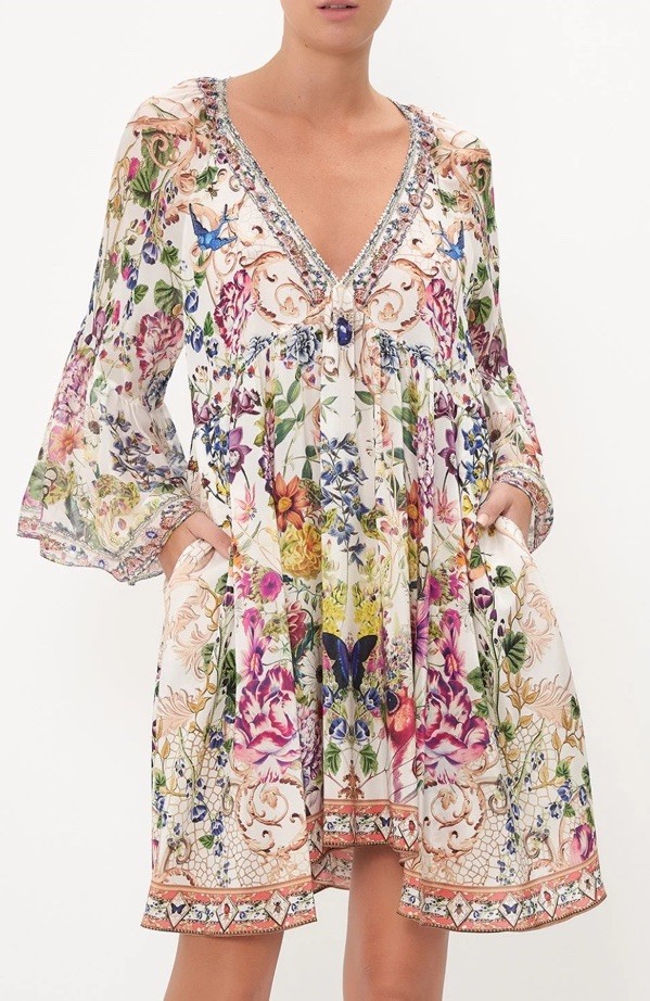 Camilla Dress Size S-M Oversized Queens Bee Hive Floral Flared Sleeve 100% Silk