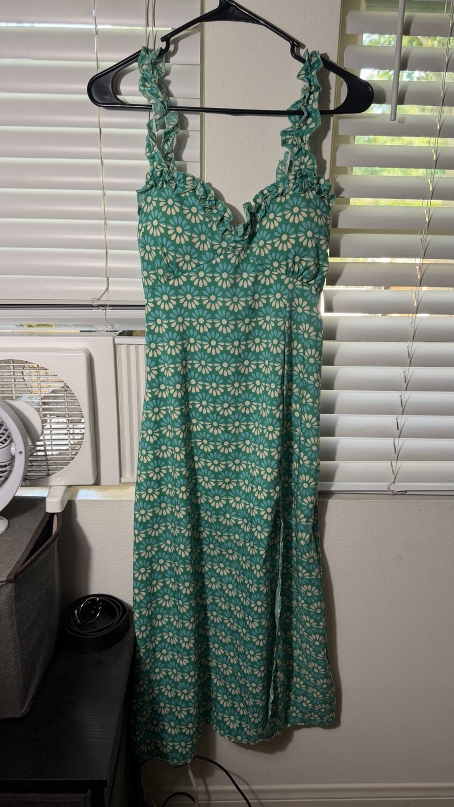 Summer Green Floral Long Dress Ruffle Straps Side Slit/ zipper at the back M/L