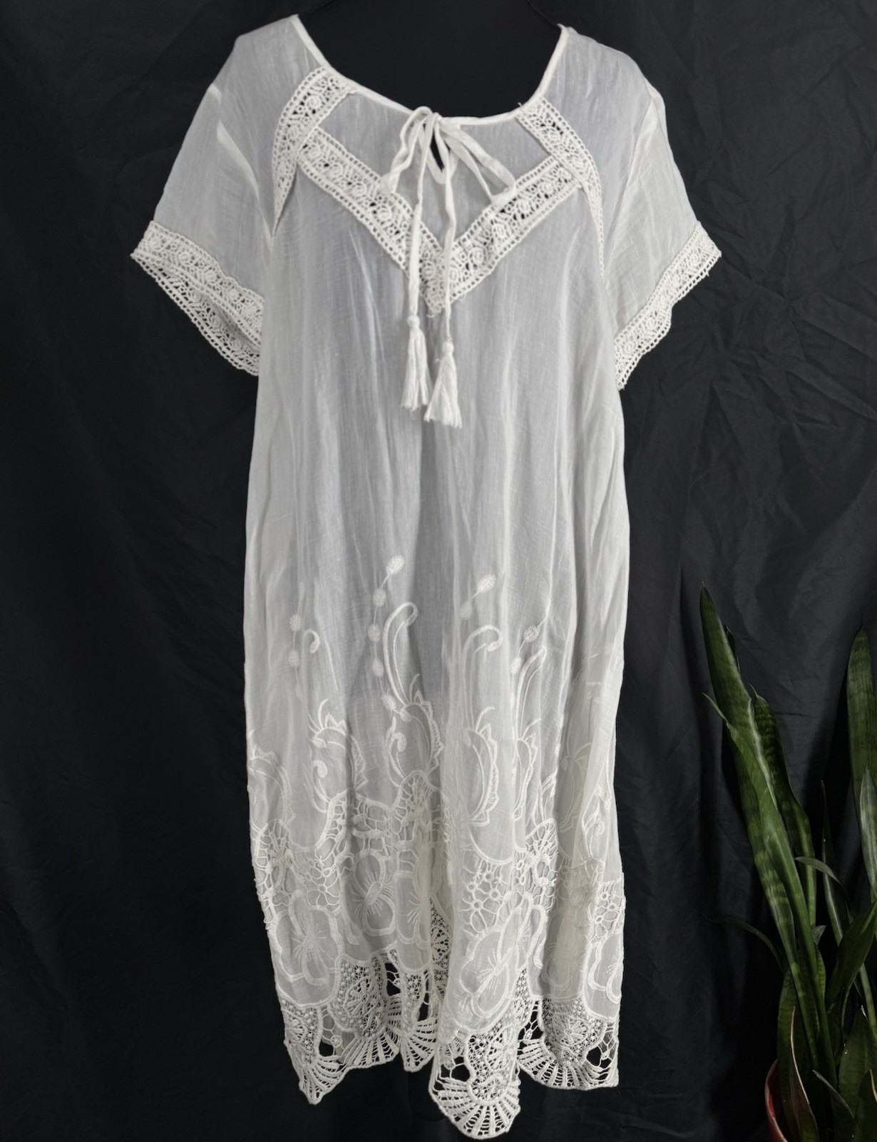 Boho Crochet Lace Embroidered White Midi Dress L Coastal Beach Resort Tassel Tie