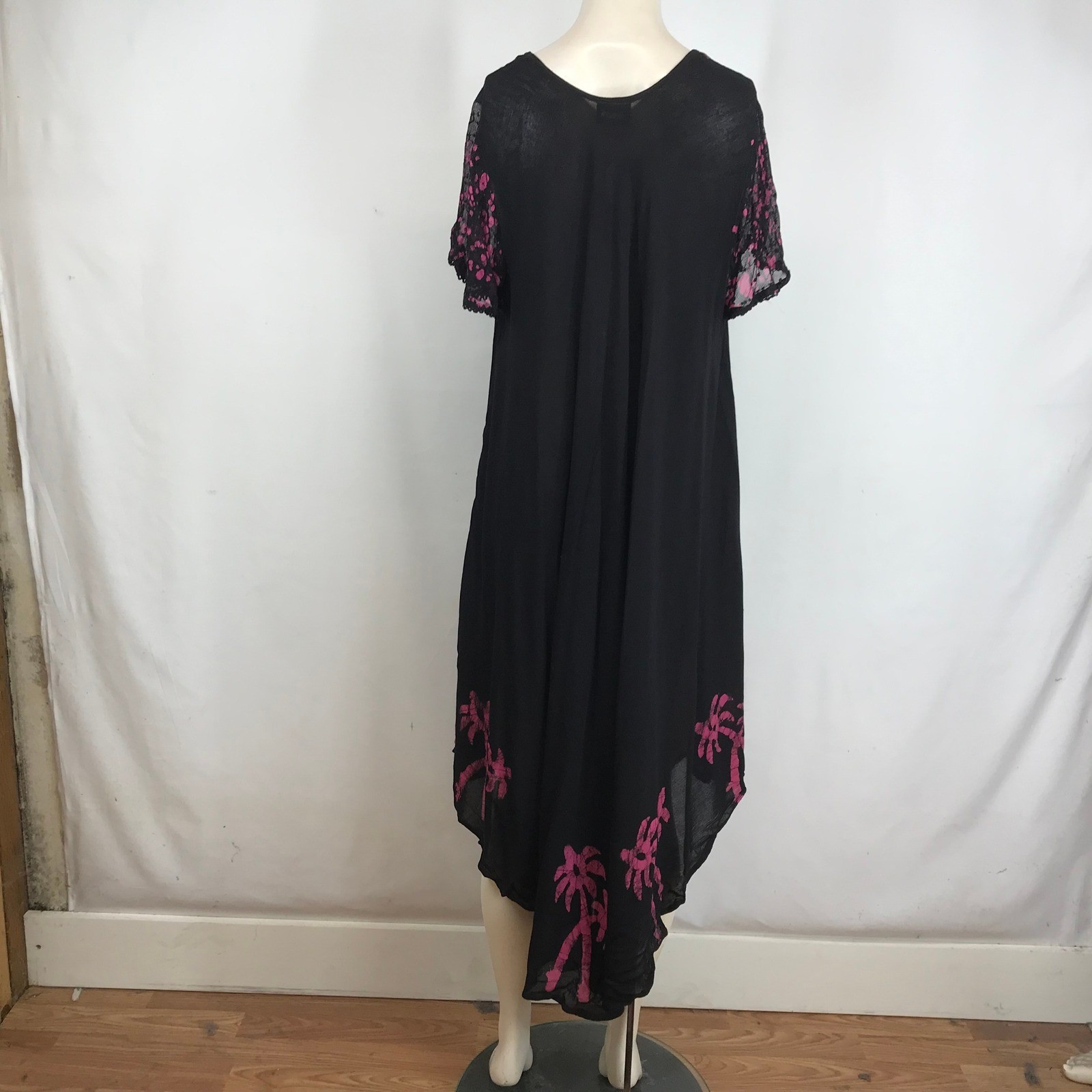 Sakkas Womens Batik Palm Tree Handkerchief Hem Dress Black Pink One Size 900A