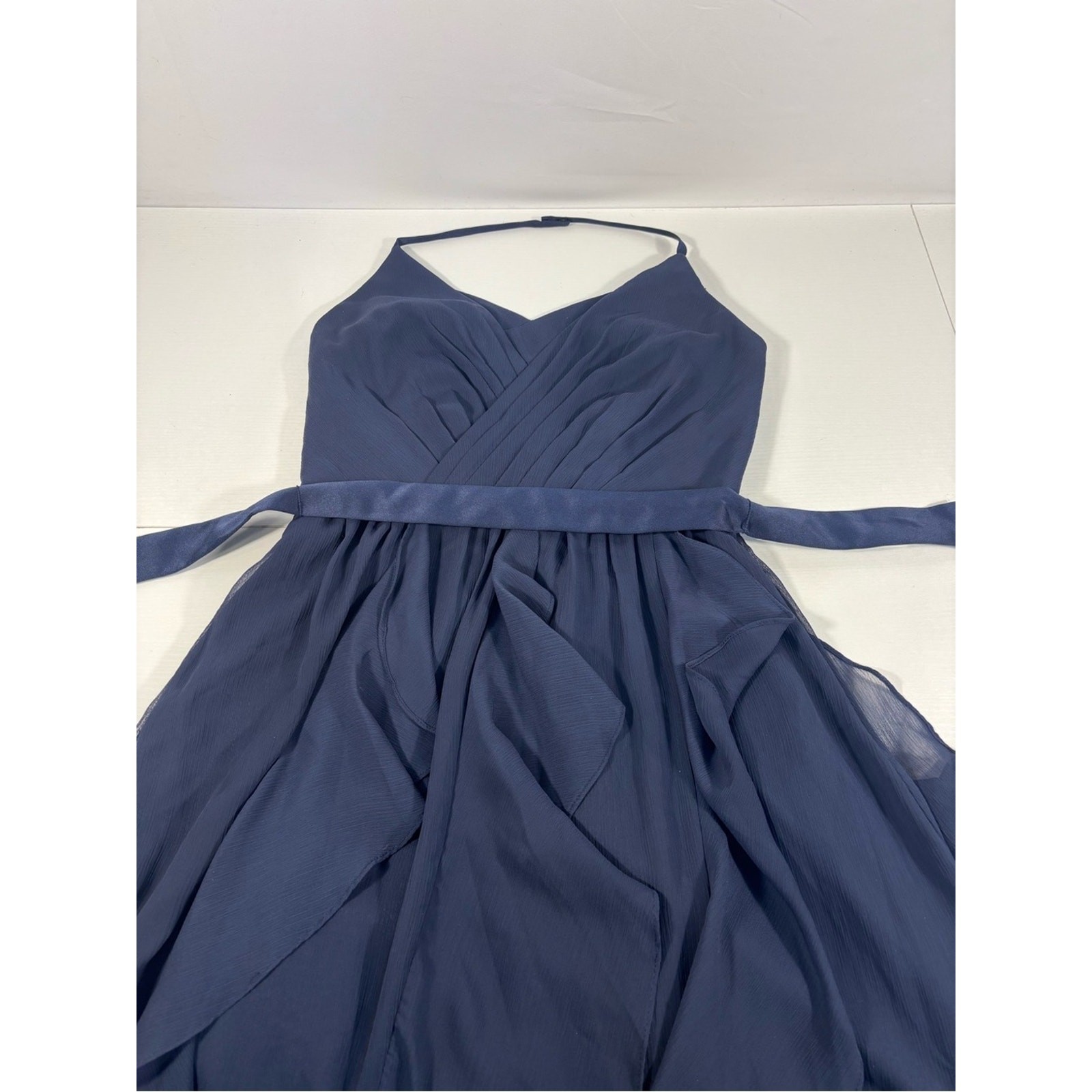 Vera Wang White Navy Chiffon Halter Maxi Dress Ruffle Formal Gown Size 8