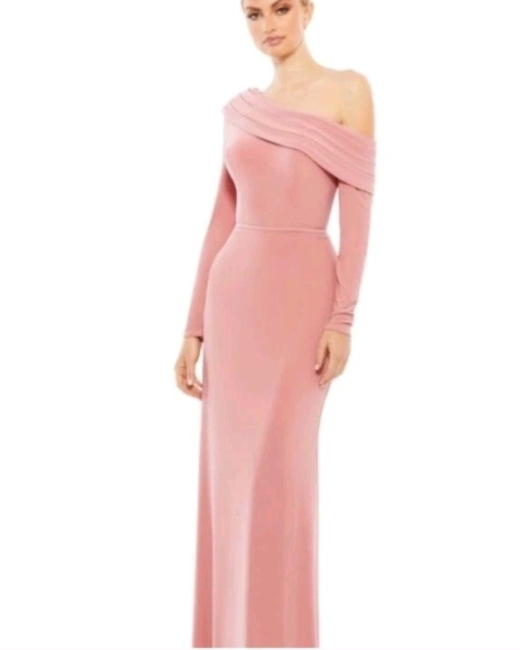 Leena For Mac Duggal Elegant Pink Off-Shoulder Evening Gown