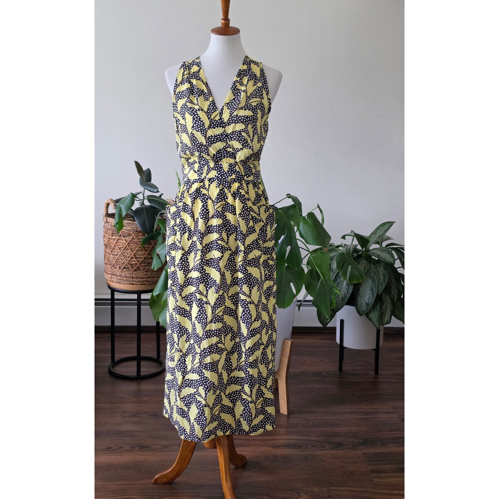No.6 Store Button Back Dress Black Yellow Leaf Polka Dot Midi Pockets Size 2
