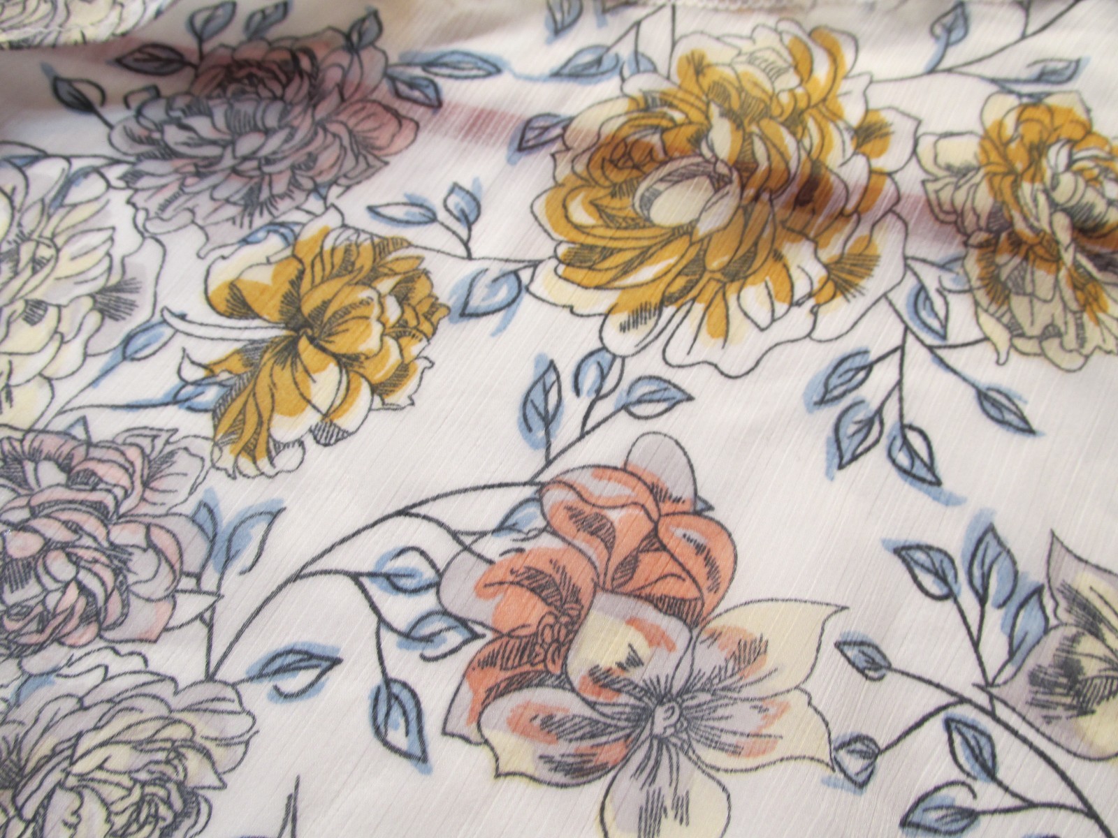 J.O.A. JUST ONE ANSWER Midi Cottage Core Dress Women Med White Floral Boho Flowy