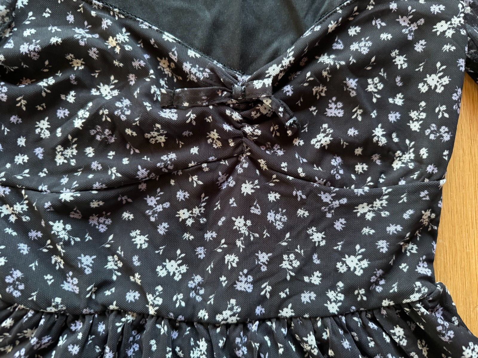 Adorable floaty floral mesh dress! XS