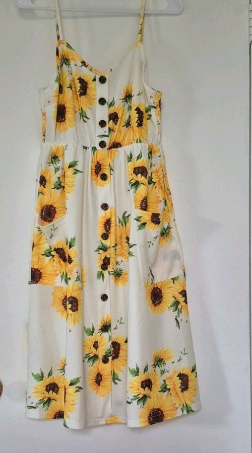 Sunflower Floral Button-Front Midi Sundress Size M INCLUDES POCKETS