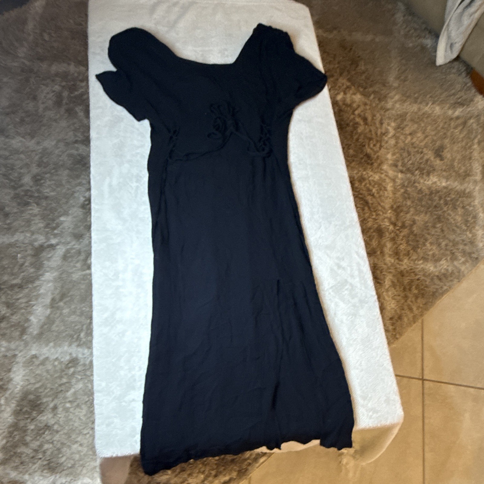 Betsy Lauren Black Solid Embroidered Scoop Neck Flutter Maxi Dress 8/10