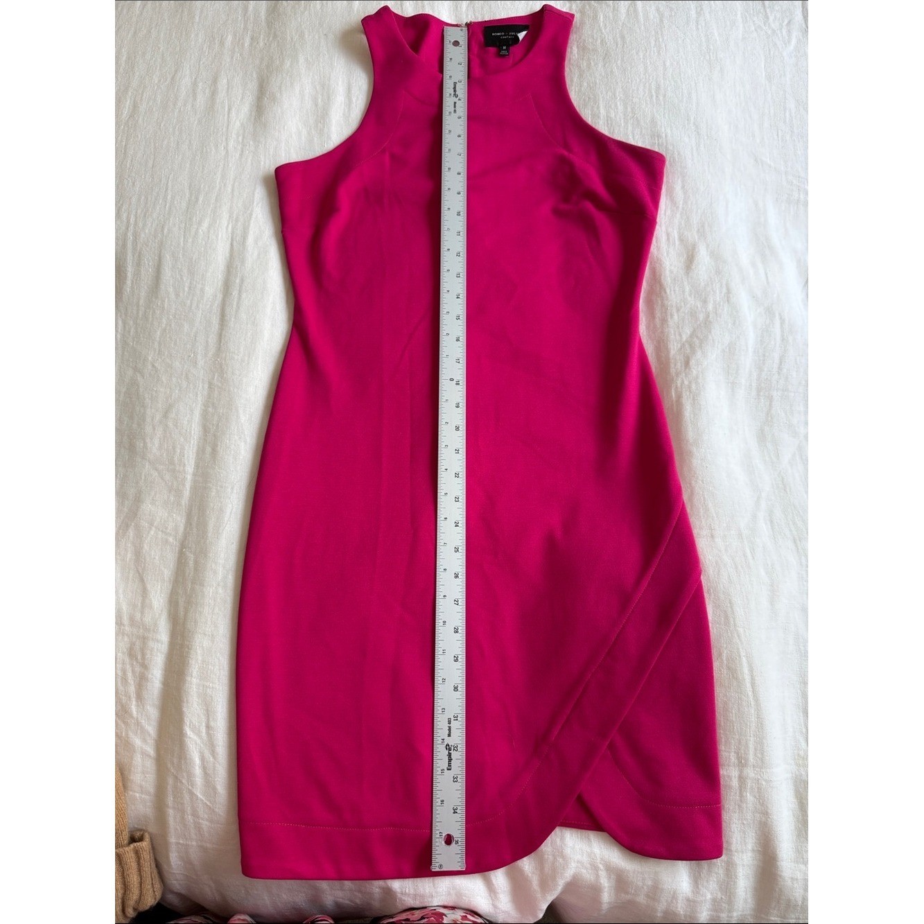 Romeo + Juliet CoutureHot Pink Bodycon Cocktail Dress, Size Medium