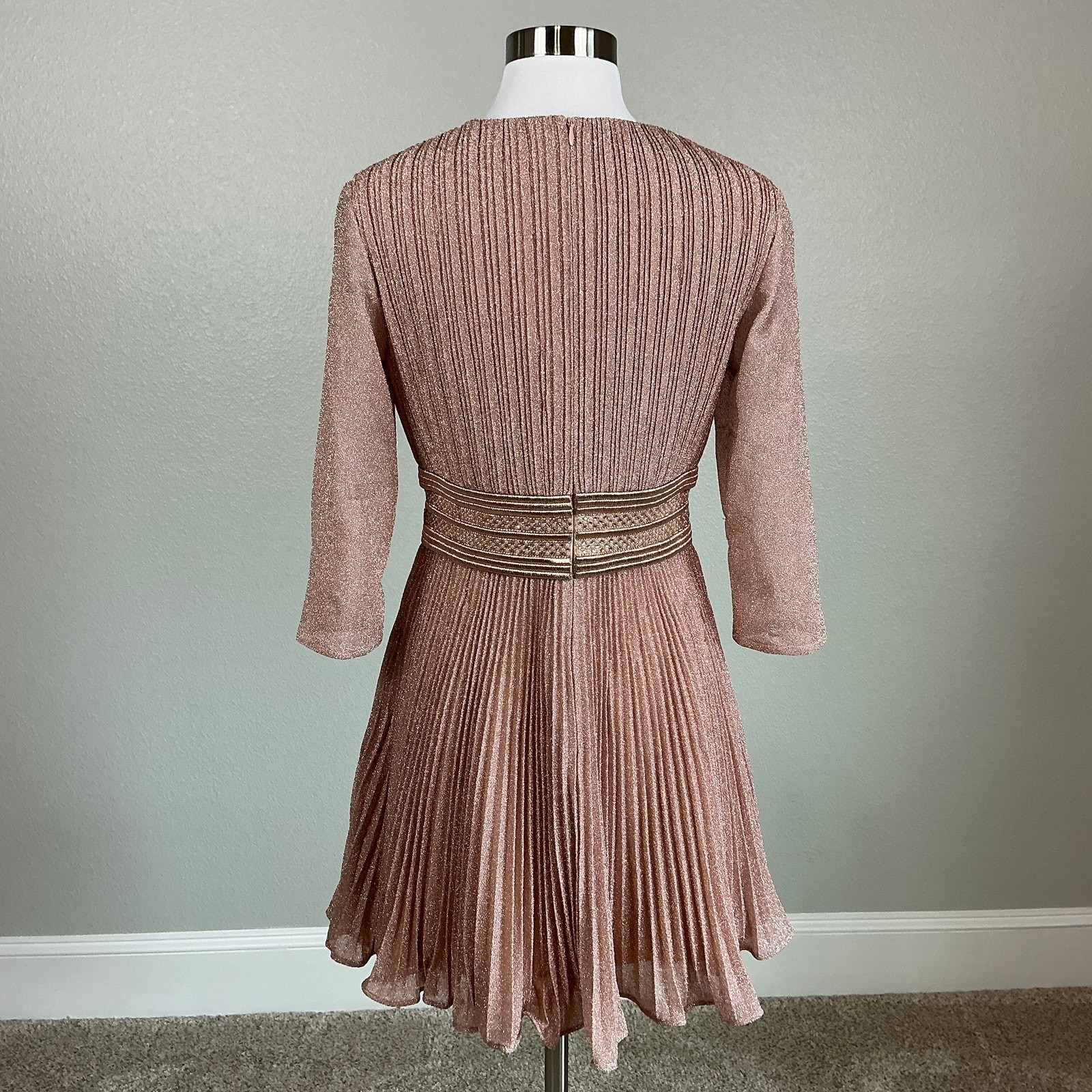 Mac Duggal 30749 Rose Gold Cocktail Dress Pleated Metallic Fit and Flare Size 6