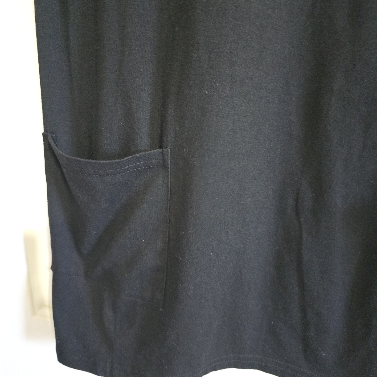 Poetsky Women’s Black Solid T-Shirt Dress V-Neck Short Sleeve Pockets S
