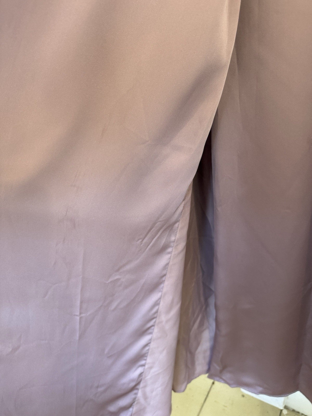 VERA WANG WHITE Size 6 V-Neck Halter Maxi Dress Gown Satin Charmeuse Blush