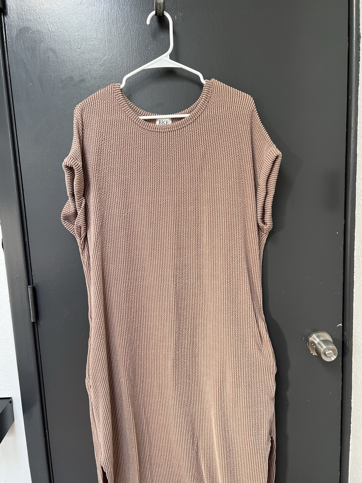 BKE Ribbed Sweater Dress Womens Size L Split Round Hem Crew Neck Brown