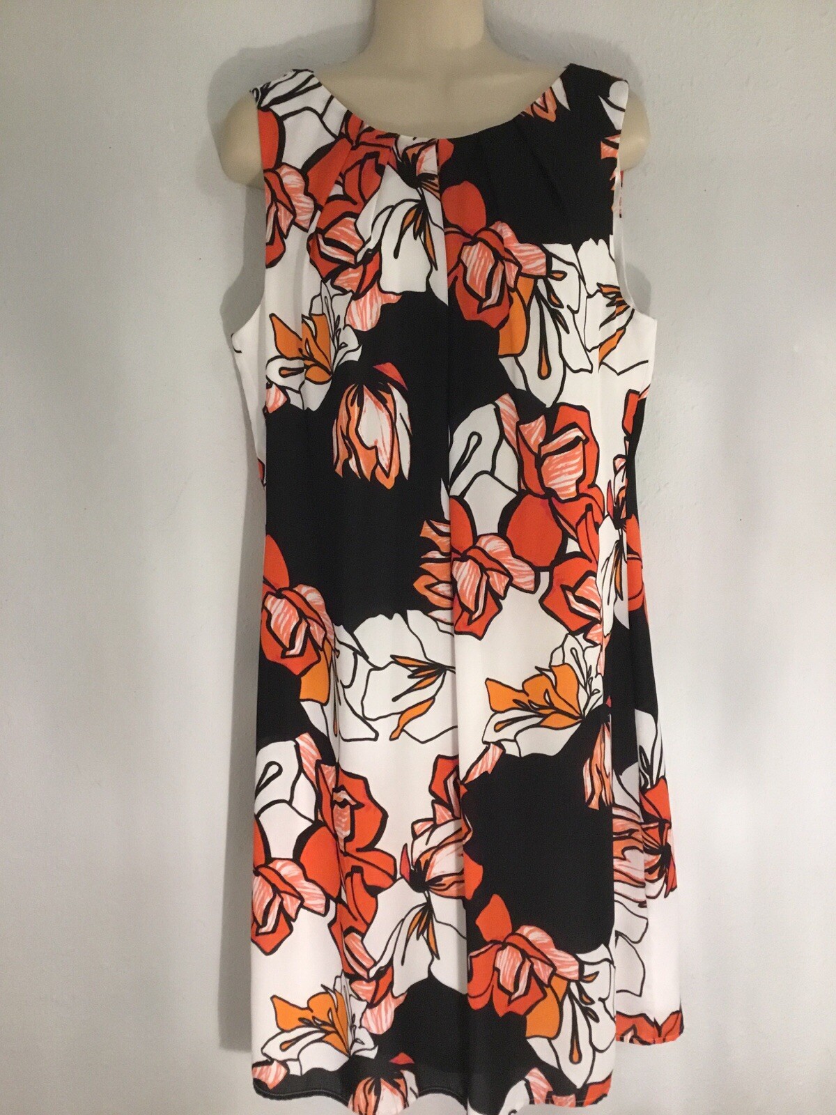 NWOT, WORTHINGTON Fully Lined Pleated Neck & Back Sheath Dress, Size 14