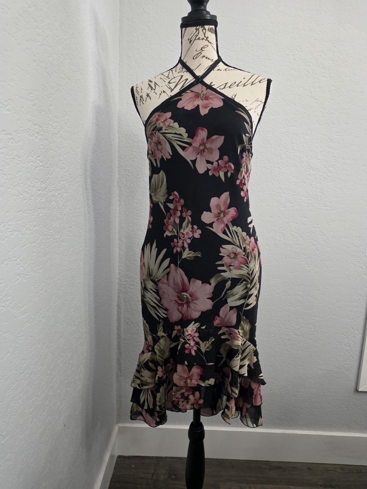 Miss Me Cocktail Patry Night Out Halter dress From Australia