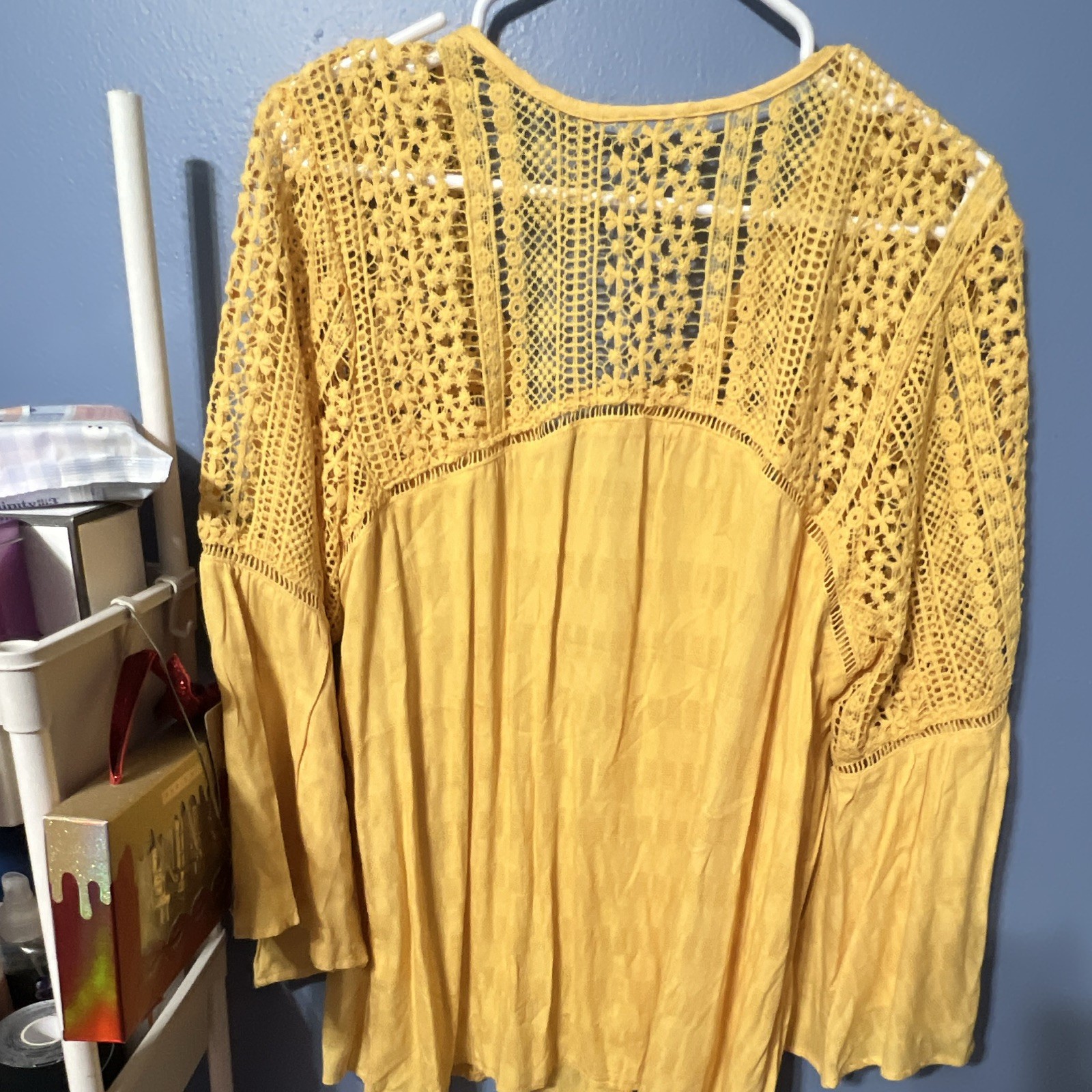 Yellow Solid Lace V-Neck Button Front Long Sleeve Blouson Short Dress L/XL