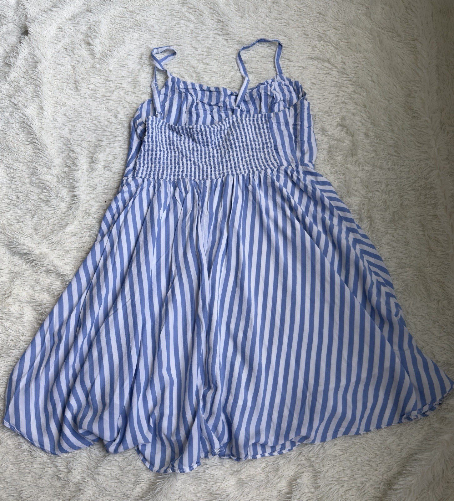 Old Navy L Blue/White Striped Sundress Smocked Strappy Square Neck Woven