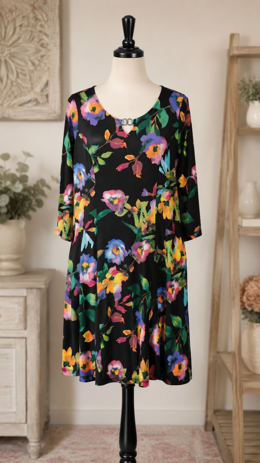 Susan Graver Liquid Knit Dress Large Black Floral Knee Length Pullover Stretch