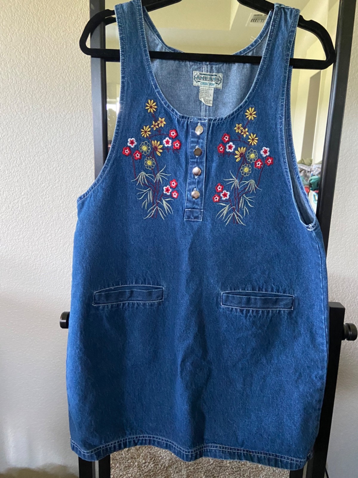 Women’s Modest Clothing 90’s Vintage Denim Dress Size Large Amilano Embriodered