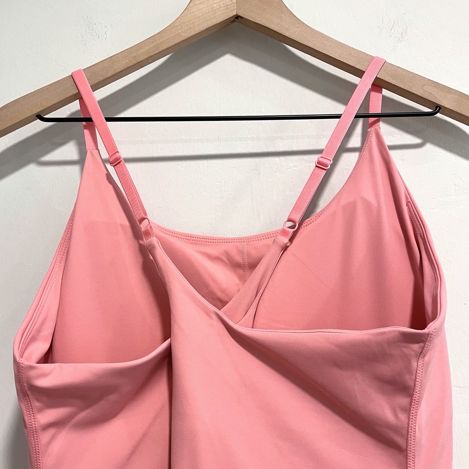 Women’s XL Crossback Strap Shorts Lined Padded Athletic Dress Pink