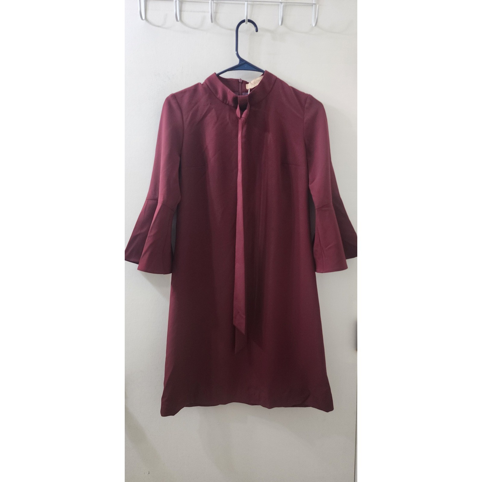 Vilonna Burgundy Tie Neck Bell Sleeve Shift Dress Wool Blend Made in Ukraine 34