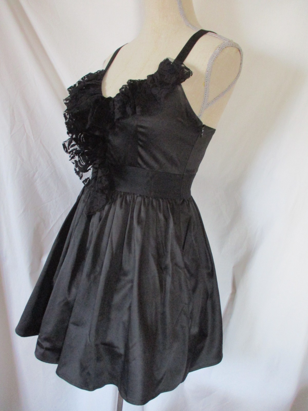 FOREVER 21 Y2K vintage Black Tutu Party Dress Jr S Tulle petticoat satin & lace