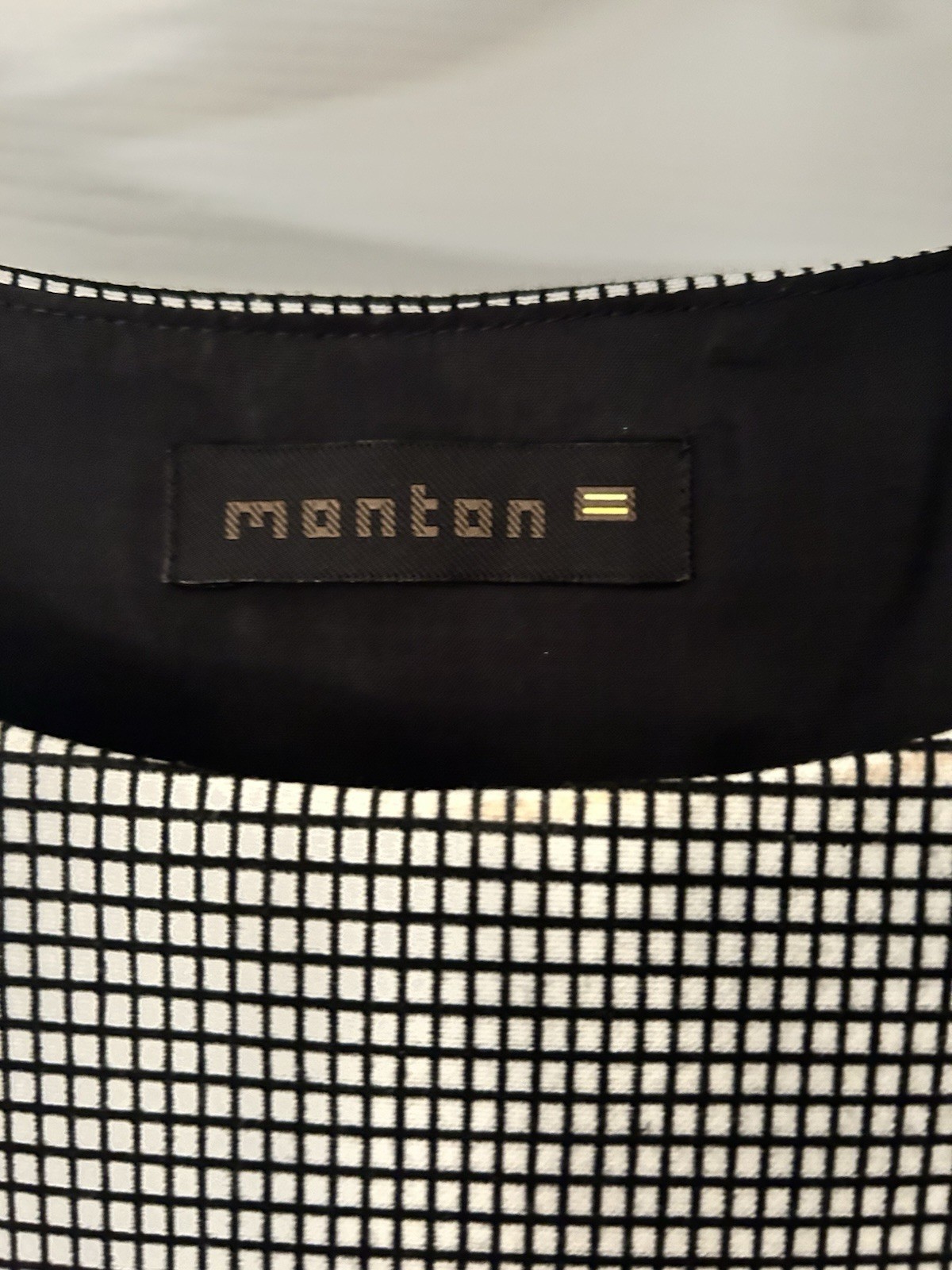MONTON Work Dress Size Small USED Good Condition ZIPPER ON SIDE