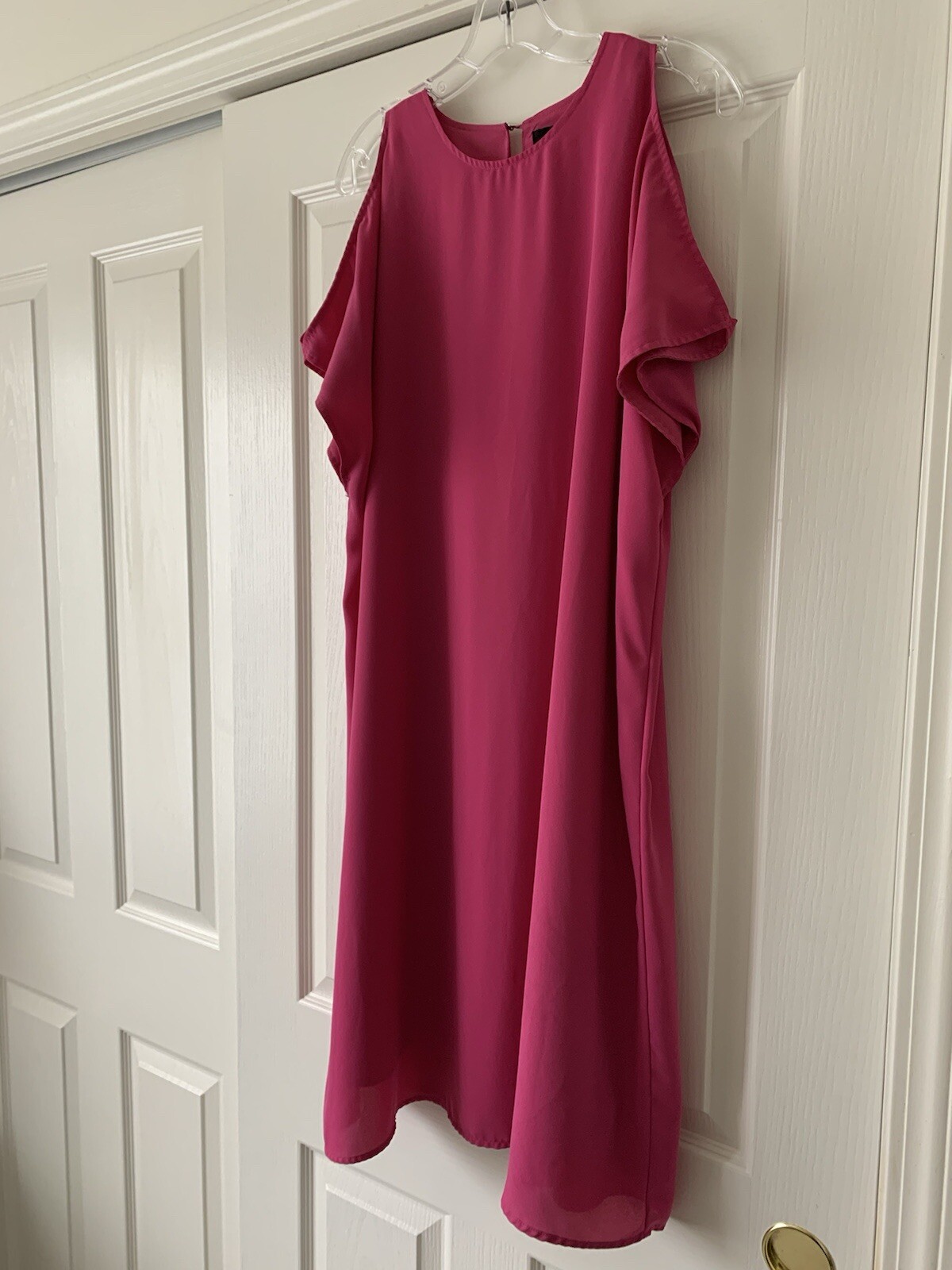 MOSSIMO BEAUTIFUL COLD SHOULDER SHORT SLEEVE POLYESTER LINED DRESS – SIZE XL