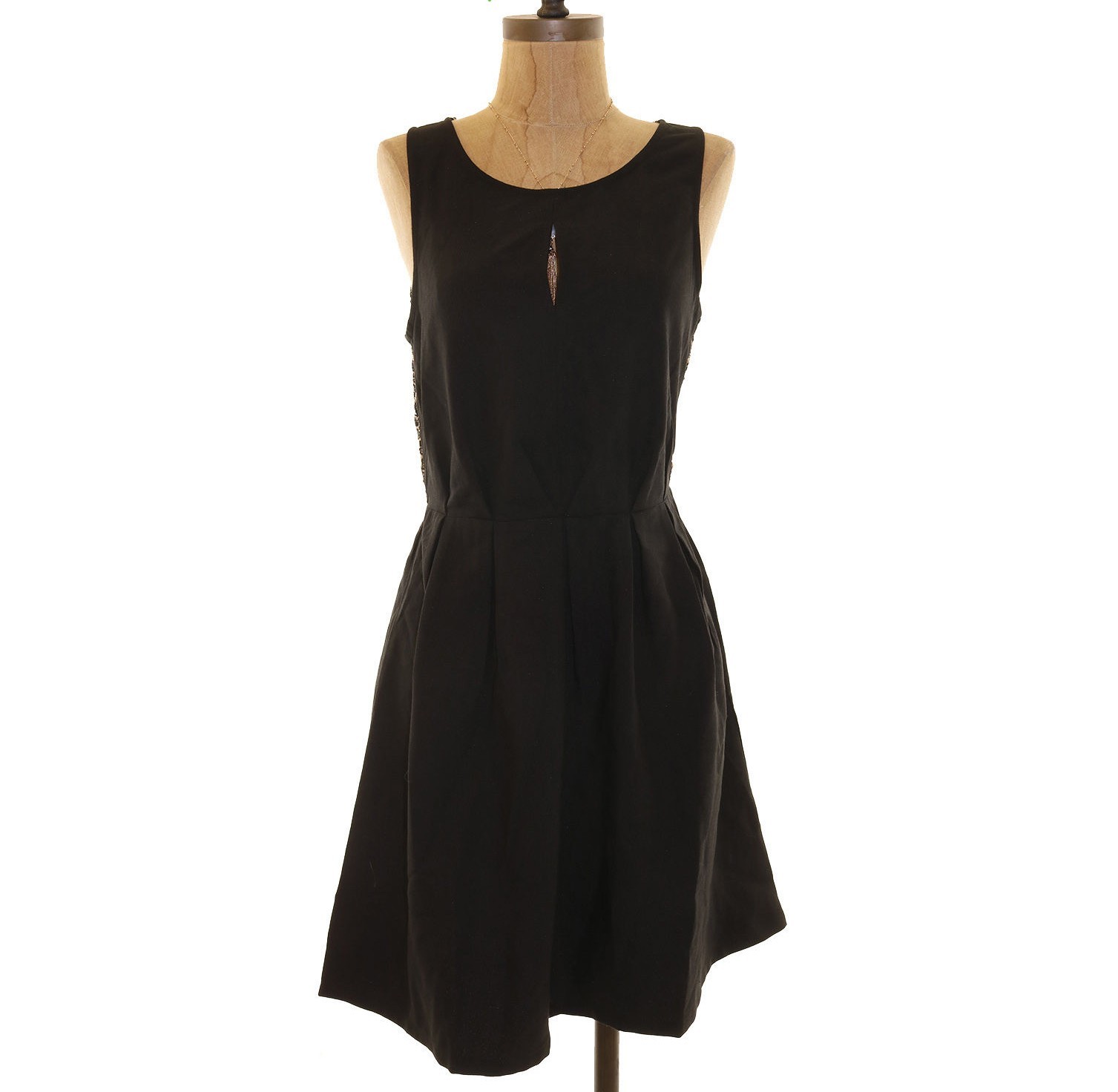 CREAM & SUGAR Fit & Flare Dress M Metallic Lace Back Gold Black NEW B91
