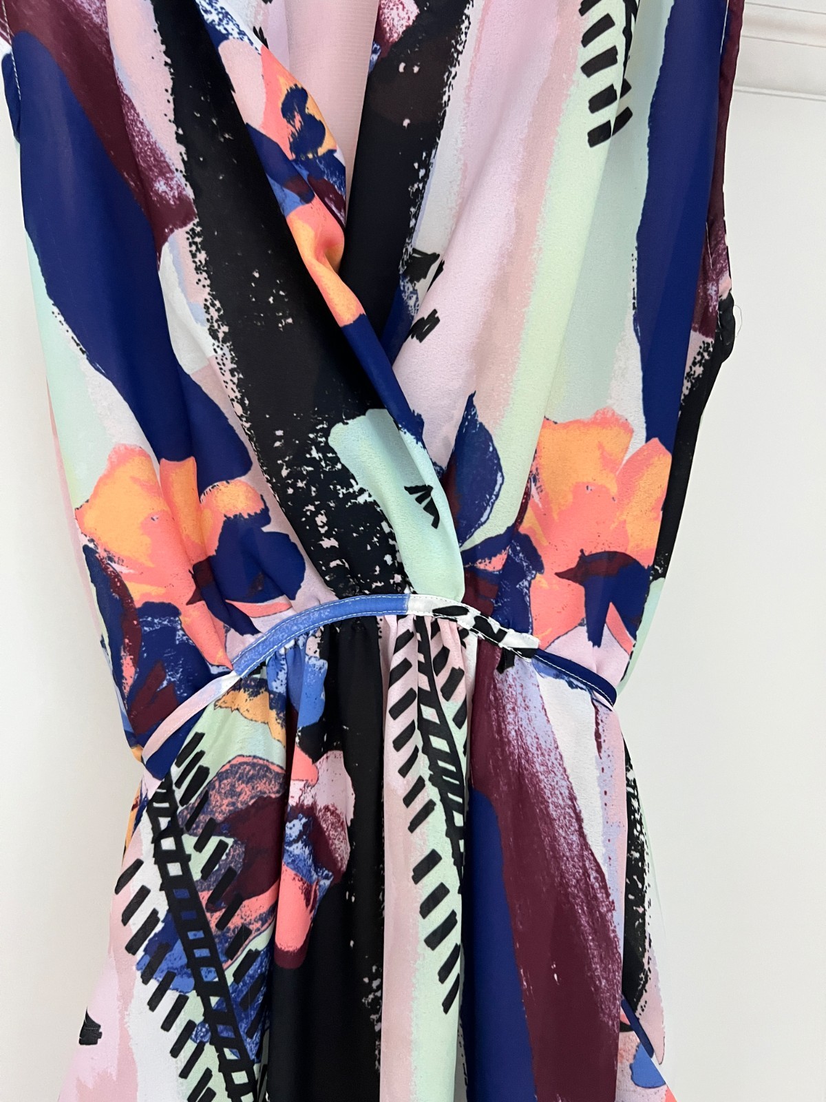Bar III Women’s Large Sleeveless Floral Faux Wrap Dress Pink Blue Lined Pockets