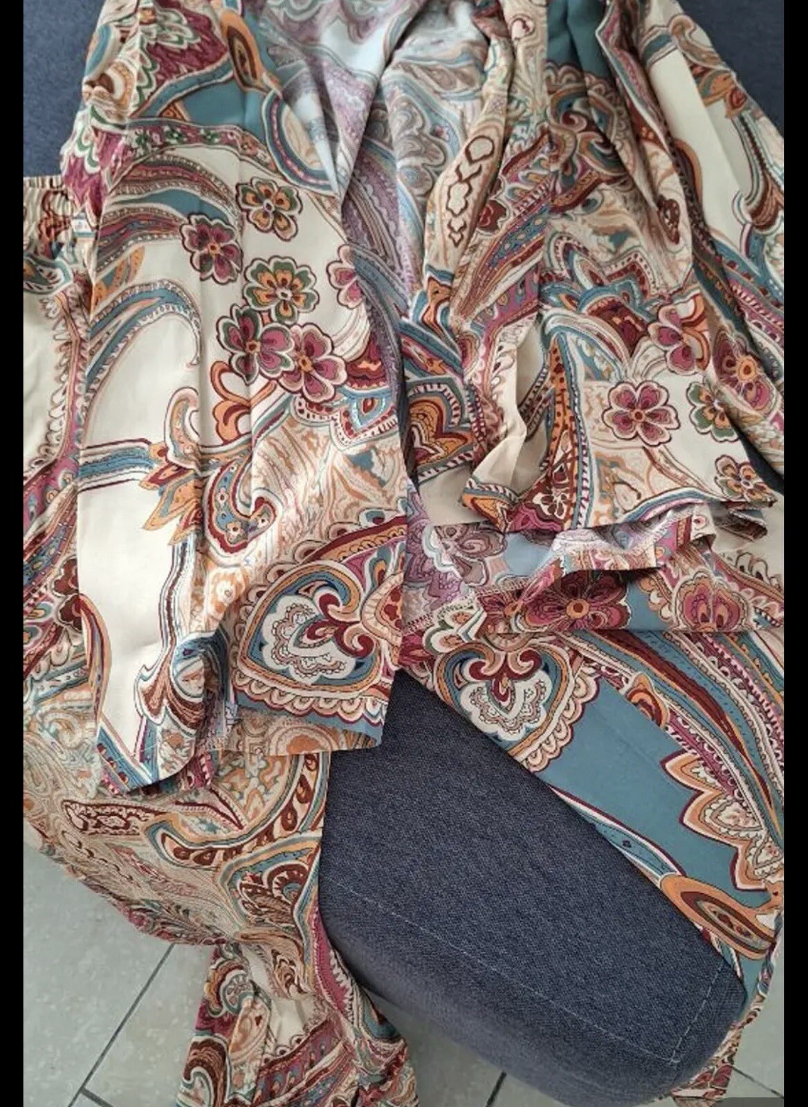 Vibrant Paisley Print ankle length Pantsuit Set Womens Size L