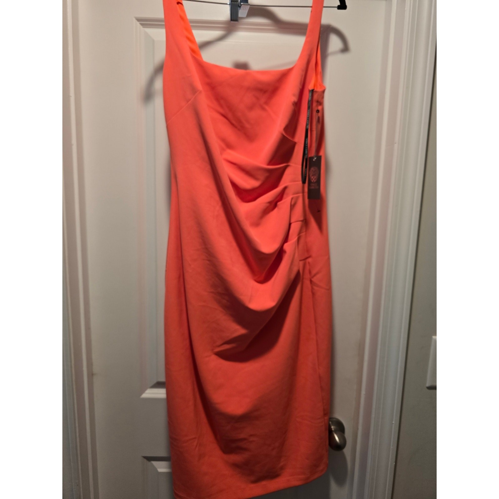 NWT Vince Camuto Coral Square Neck Side Ruched Bodycon Midi Dress Size 10