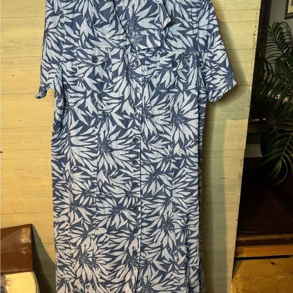 Essentials Blue and White Notched Collar Resort Dress