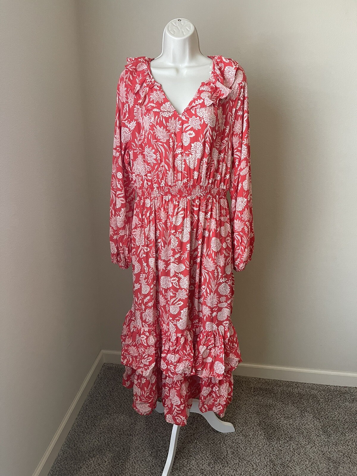 Universal Thread Women’s Red/White Floral V-Neck Long Sleeve Ruffeled Dress s S