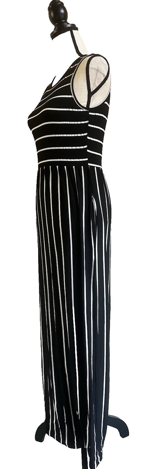 Hount Women’s Size Small Pullover Sleeveless Long Maxi Dress Black/White Stripes