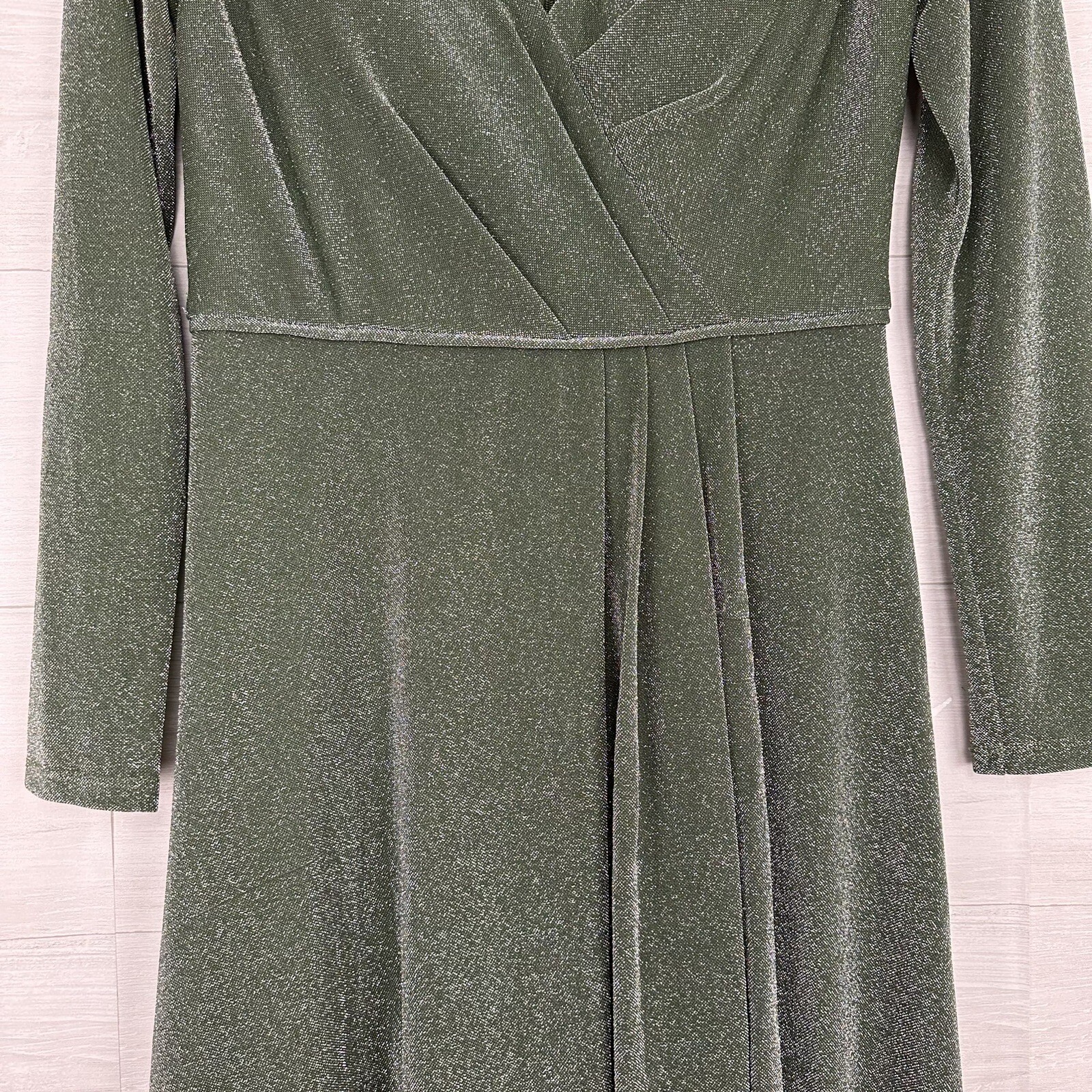 Mac Duggal Ieena Evening Gown Size 6 Long Sleeve Faux Wrap Jade Green Sparkly
