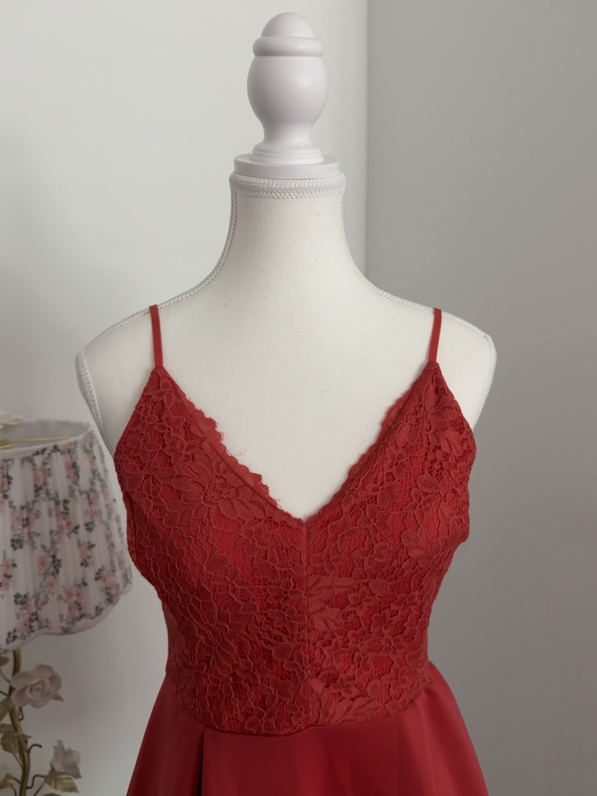 Charlotte Russe Red Solid Lace Bodice Fit & Flare V-Neck Strappy Dress M