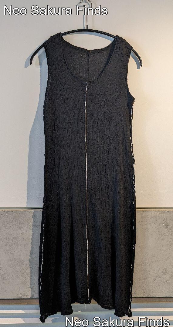 ISSEY MIYAKE me No sleeve Long Dress Width 38cm Length 96cm