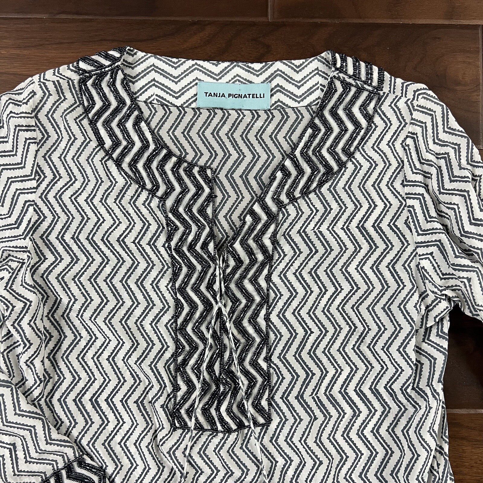 Tanja Pignatelli Women’s Size Medium Gray White Chevron Silk Dress Cover Up