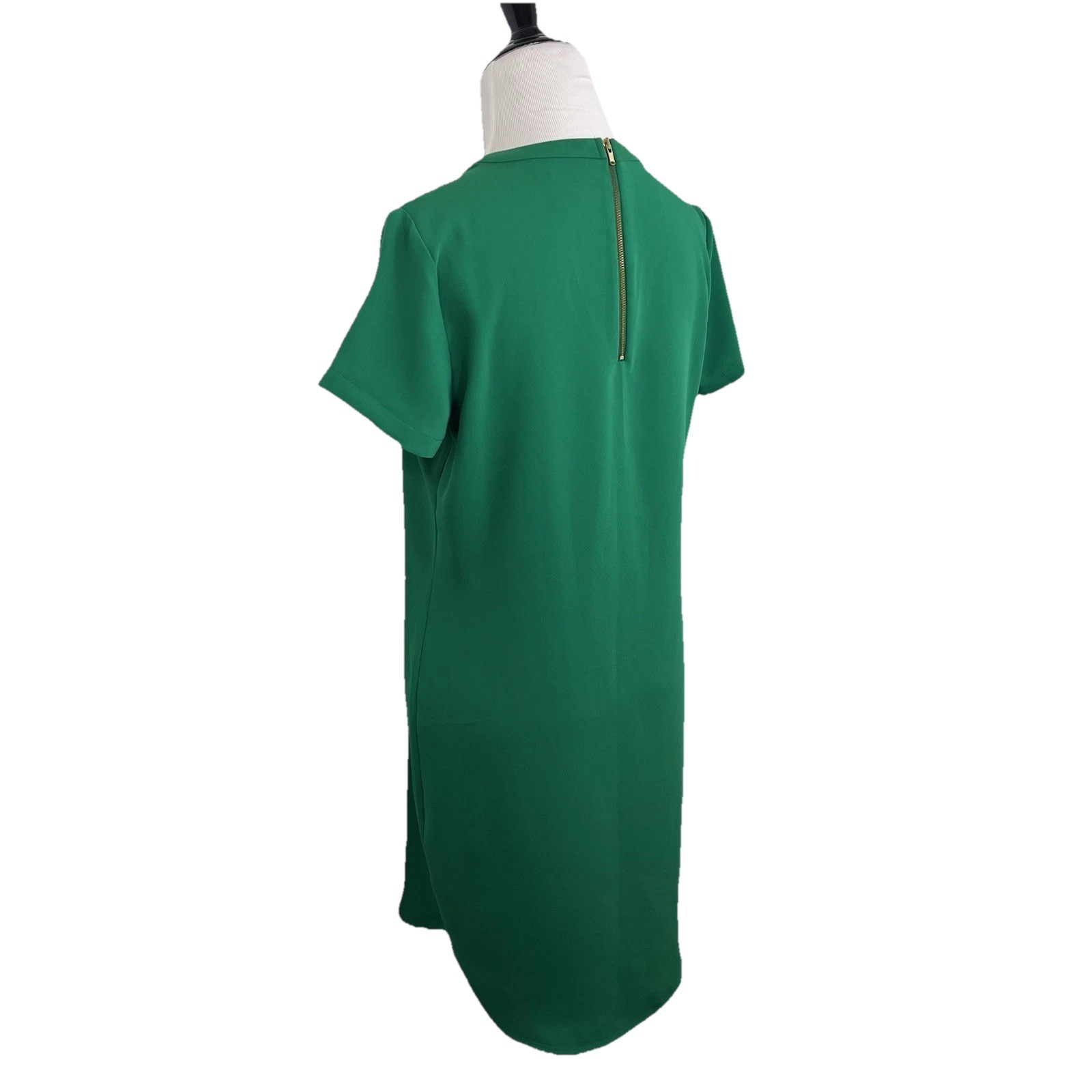 Adrienne Vittadini Sheath Dress Size 2 Green Short Sleeve Casual Back Zip Shift