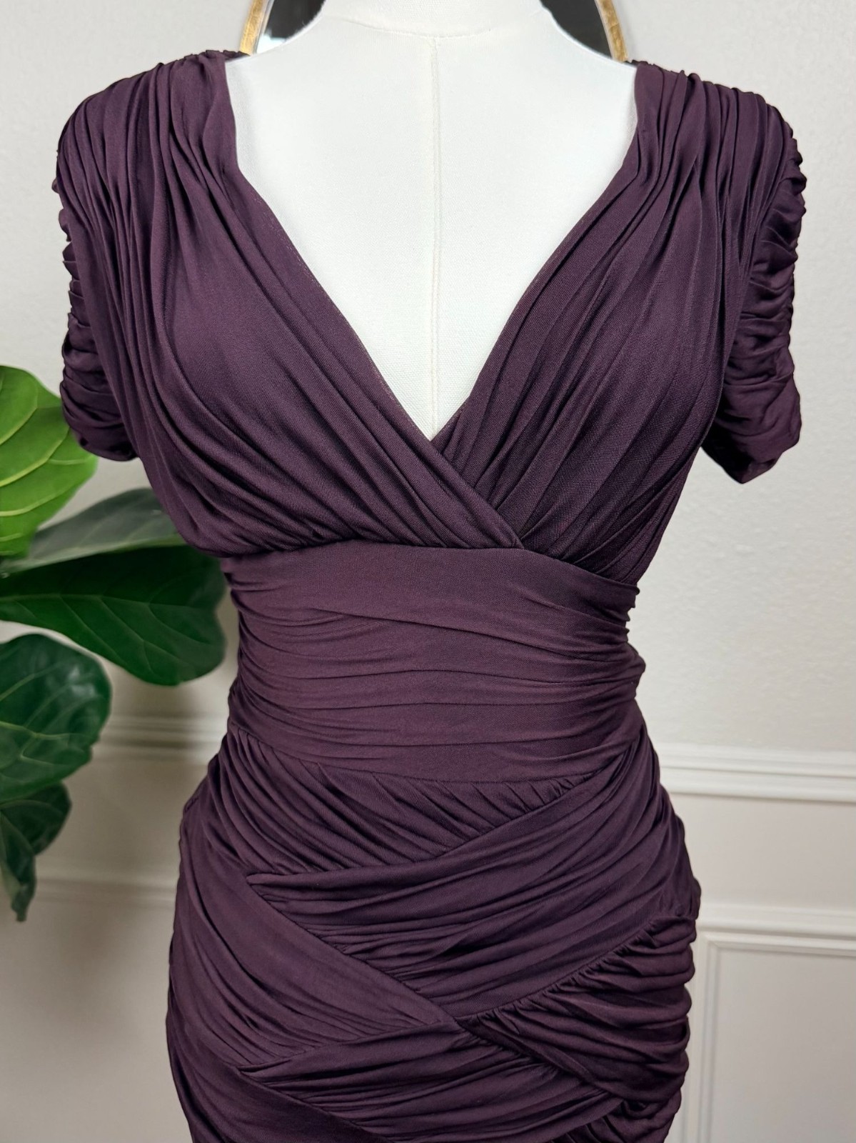 Sultry Elegance Halston Heritage Rich Girl Cocktail Dress | XS | Aubergine