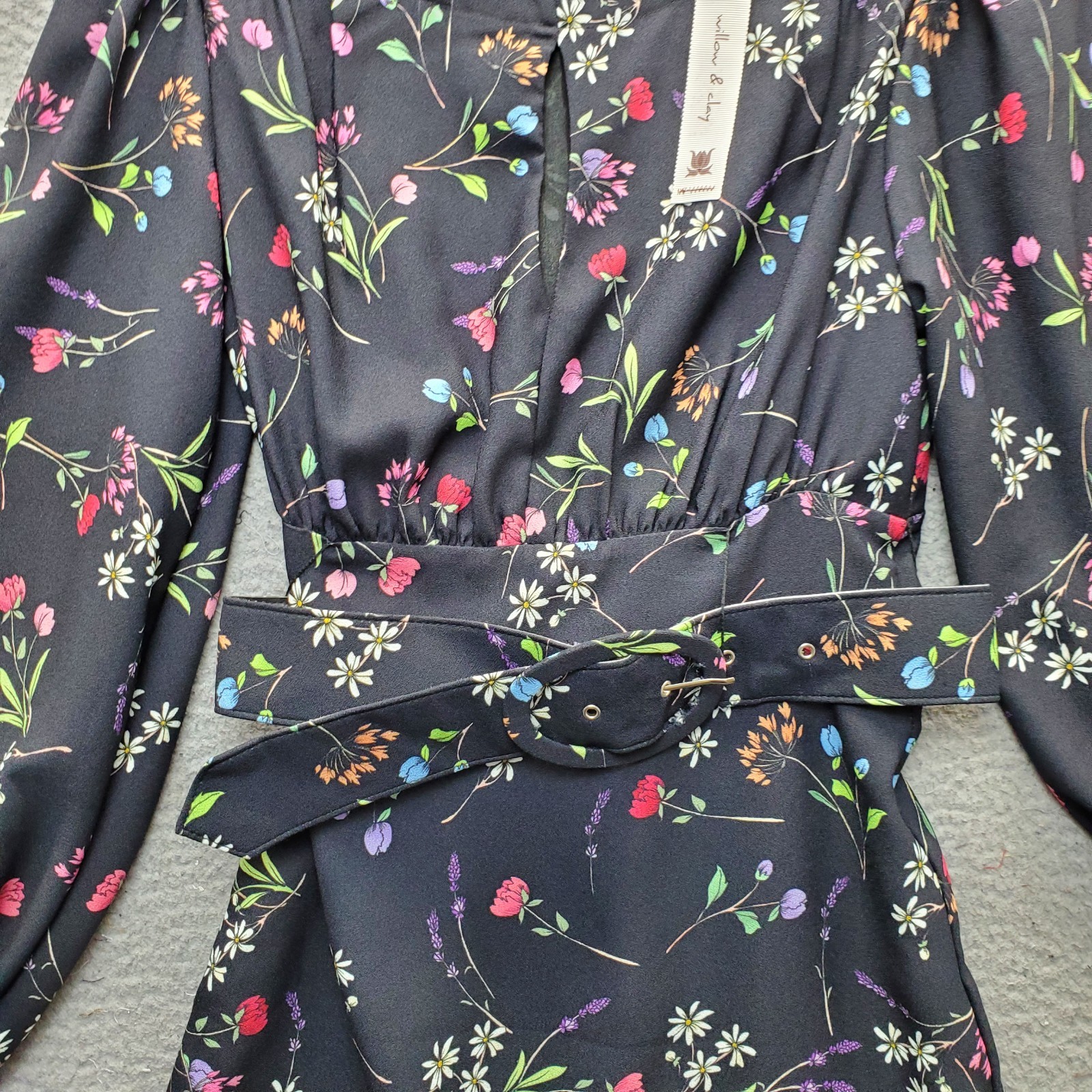 Willow & Clay Mini Dress Womens XS Multi Floral Long Sleeve Keyhole Neck Belted