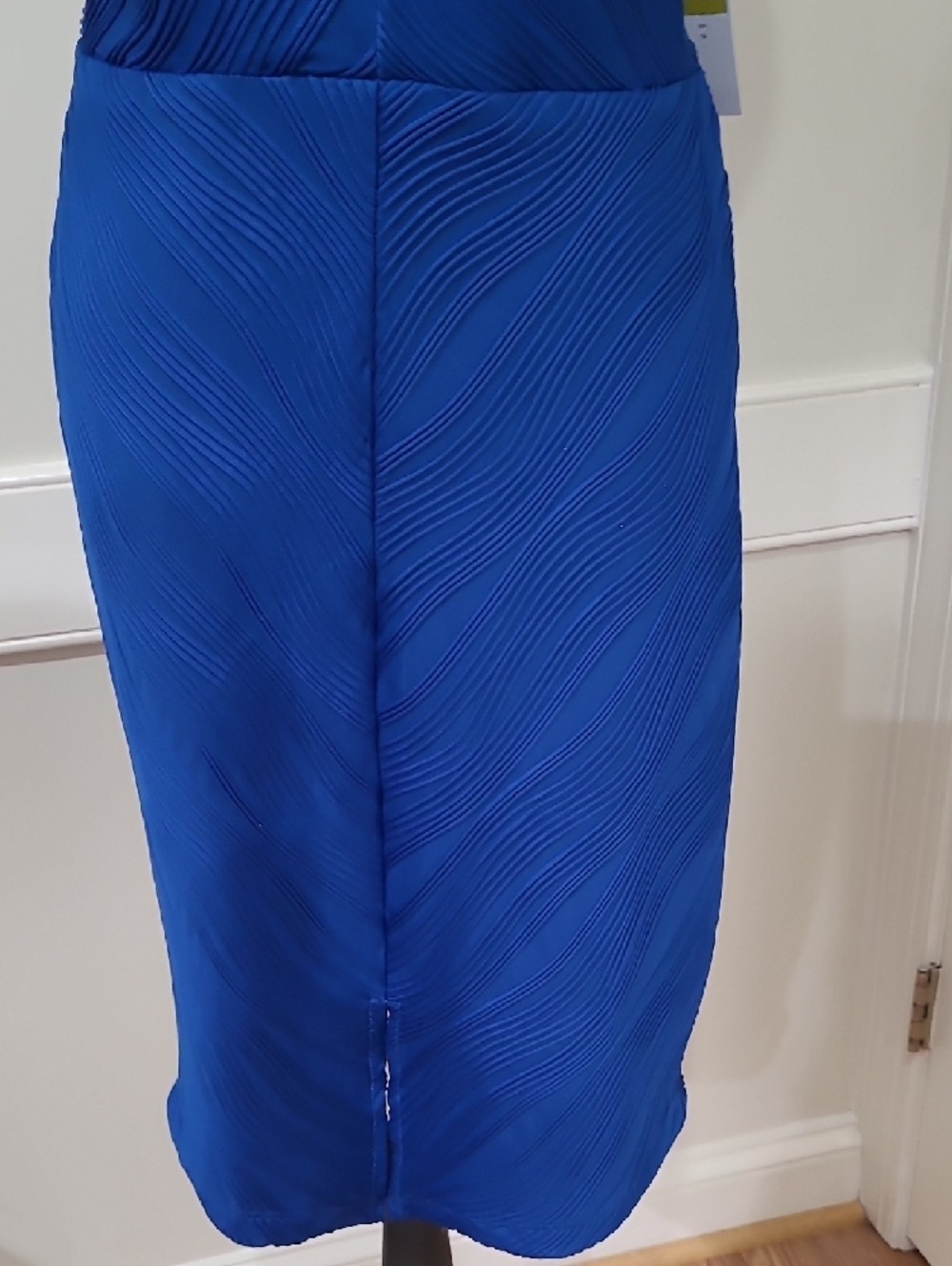 R&M Richards Short Scuba Ribknit Cross-Neck Halter Royal Blue Dress – Size 14