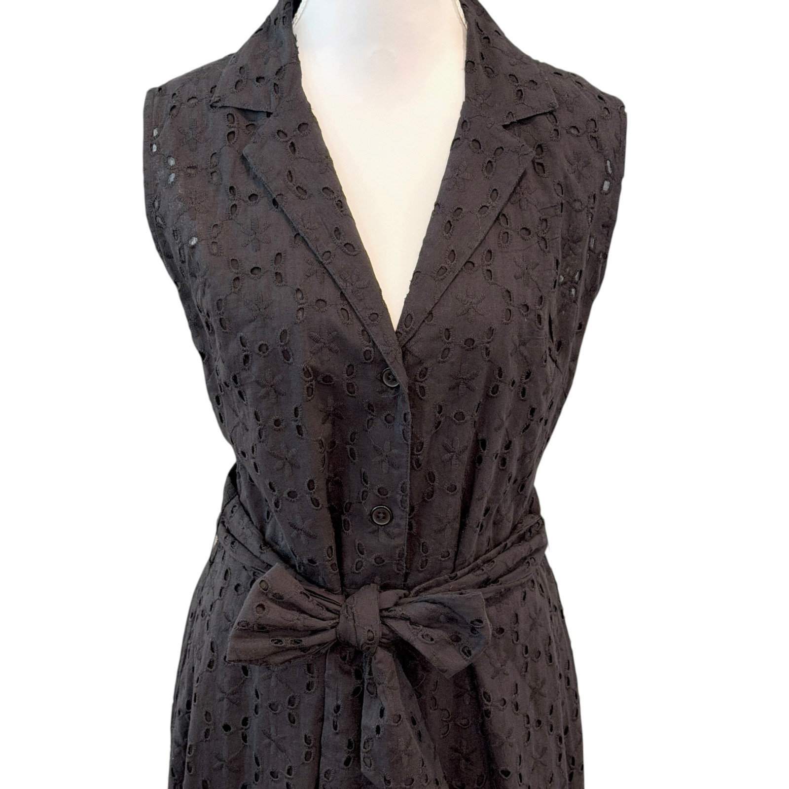 The J. Peterman Company Black Eyelet Shirtdress Size 8 Classic Retro Feminine