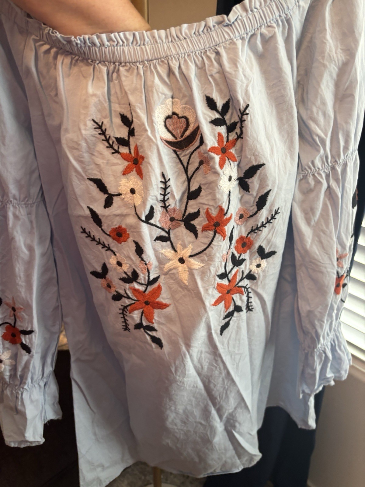 Sky and Sparrow Boho Size L Floral Detail Excellent Condition Blue